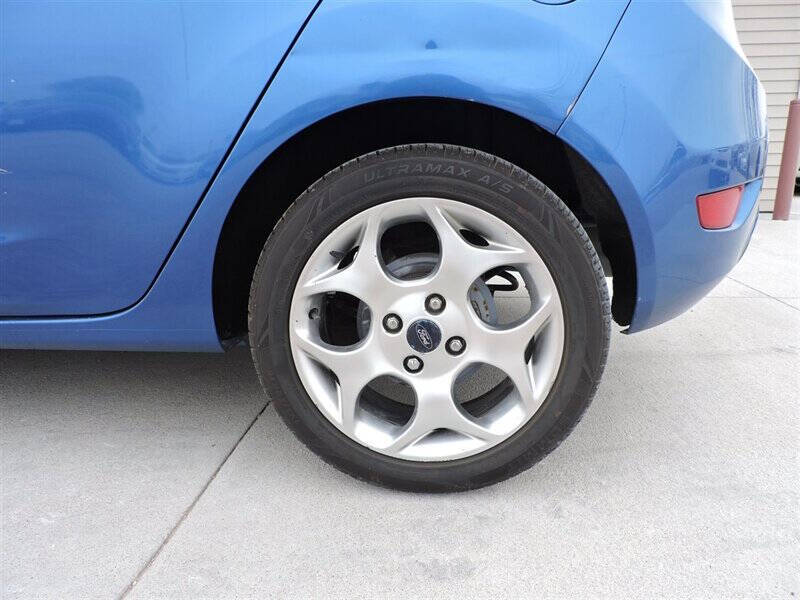 2011 Ford Fiesta SES