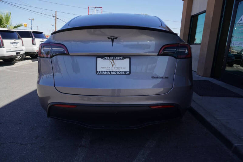 2024 Tesla Model Y Performance