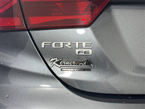 2022 Kia Forte FE