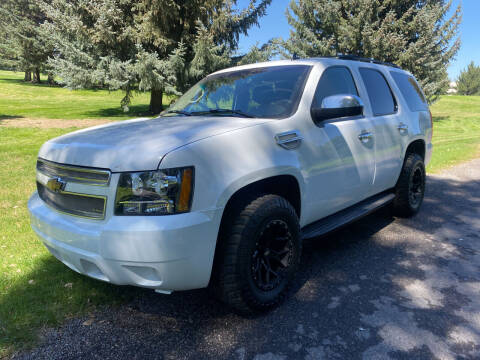 2007 Chevrolet Tahoe for sale at BELOW BOOK AUTO SALES in Idaho Falls ID