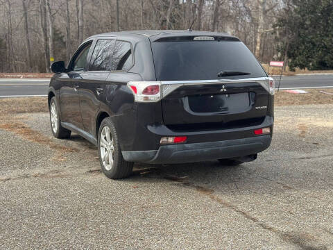 2014 Mitsubishi Outlander SE