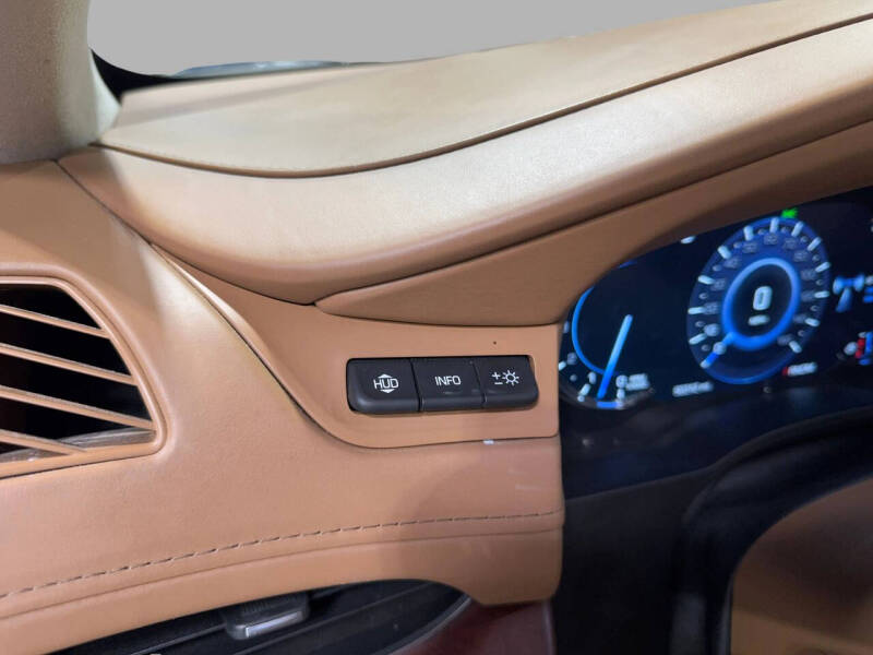 2016 Cadillac Escalade Platinum