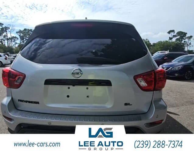 2019 Nissan Pathfinder SL