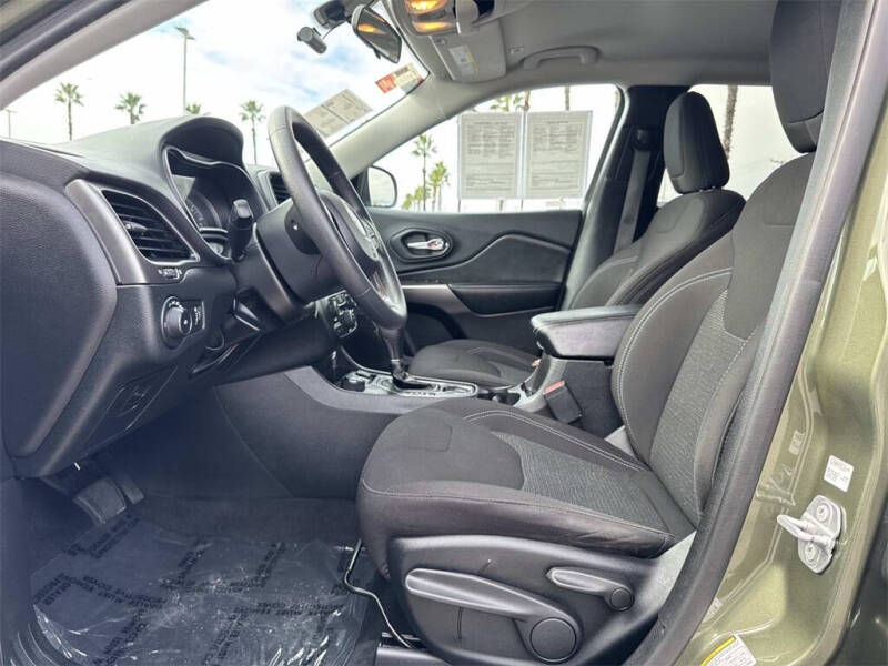 2019 Jeep Cherokee Latitude