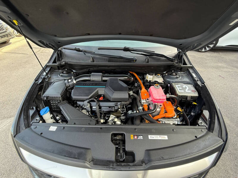 2023 Kia Sportage Hybrid LX