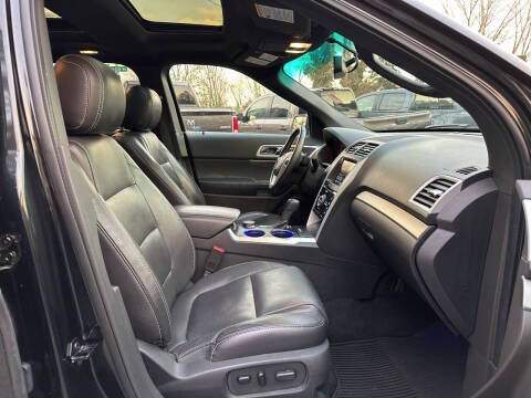 2014 Ford Explorer Sport photo 10