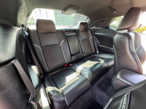 2018 Dodge Challenger R/T Plus