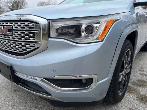 2017 GMC Acadia Denali