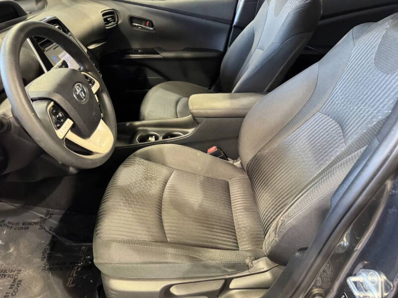 2017 Toyota Prius Two