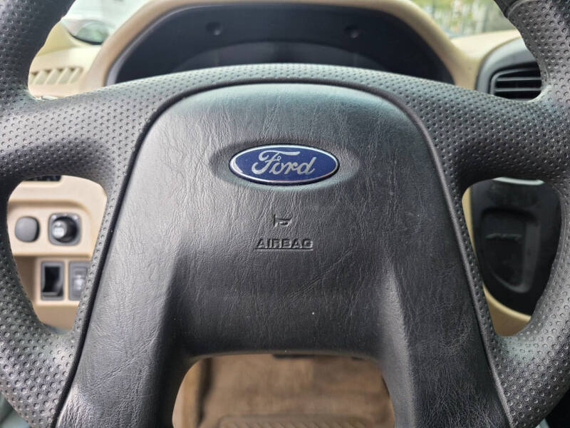 2006 Ford Escape XLS