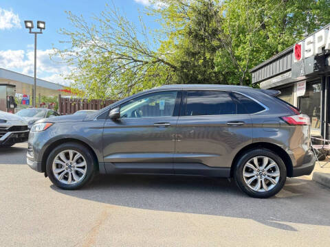 2019 Ford Edge Titanium