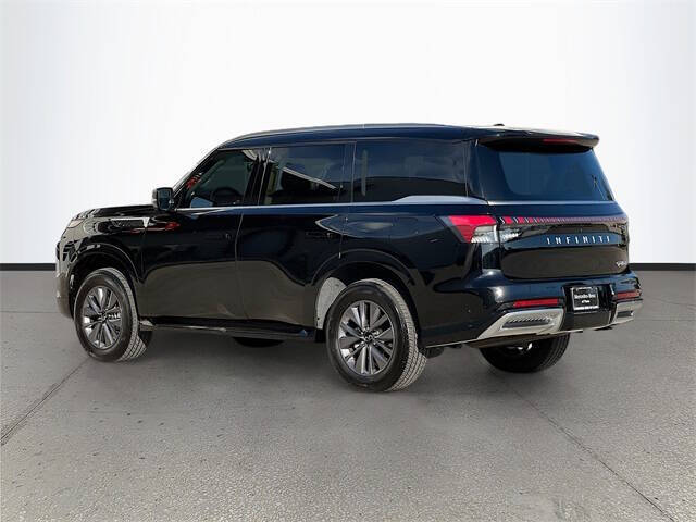 2025 Infiniti QX80 Pure