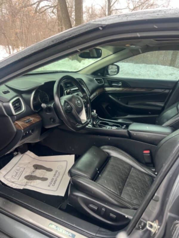 2017 Nissan Maxima Platinum