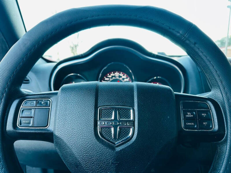 2014 Dodge Avenger SE