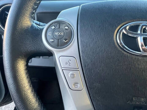 2013 Toyota Prius c