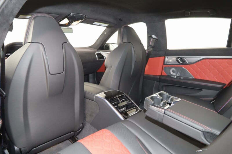 2025 BMW M8 Competition