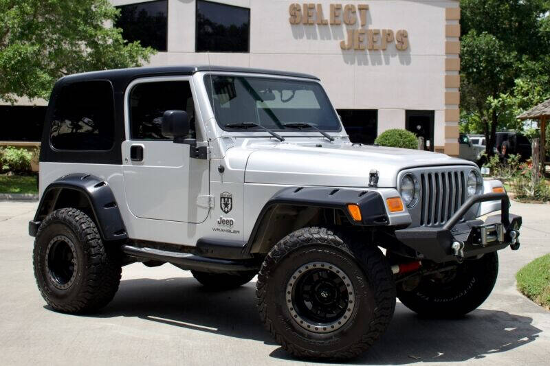 2004 Jeep Wrangler for sale at SELECT JEEPS INC in League City TX