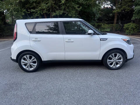 2016 Kia Soul +