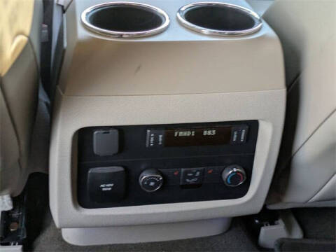 2016 Lincoln Navigator L Select