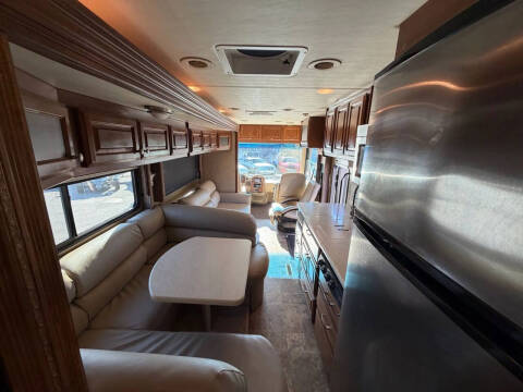 2012 Freightliner XCS Chassis