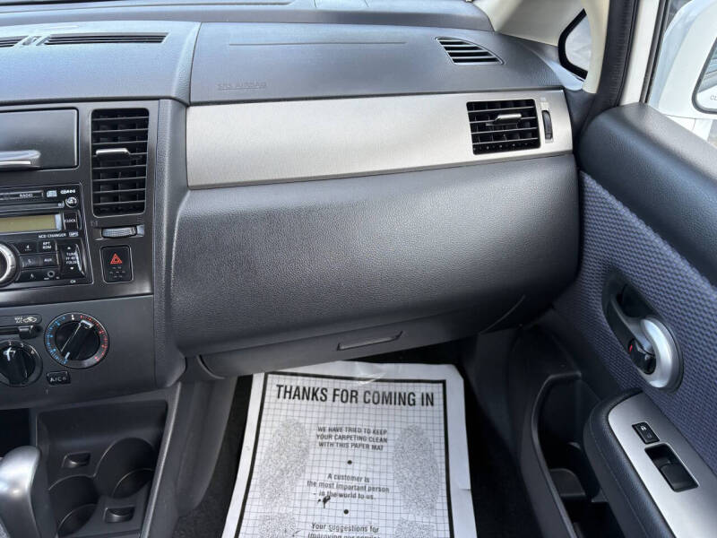 2009 Nissan Versa 1.8 SL