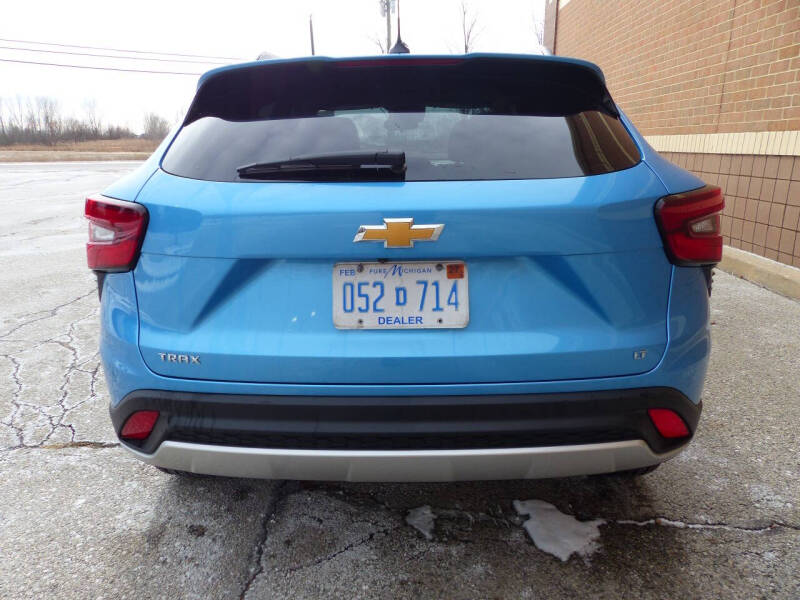 2025 Chevrolet Trax LT