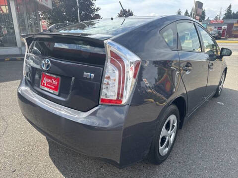 2015 Toyota Prius Two
