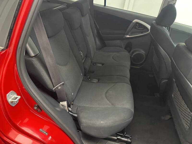 2007 Toyota RAV4 Sport