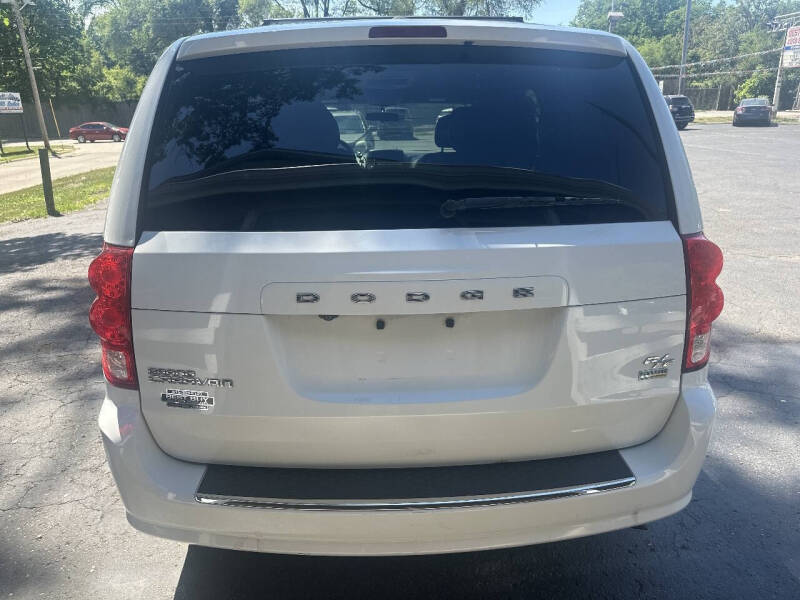 2016 Dodge Grand Caravan R/T