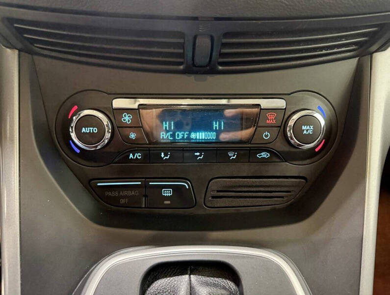 2013 Ford C-MAX Hybrid SE