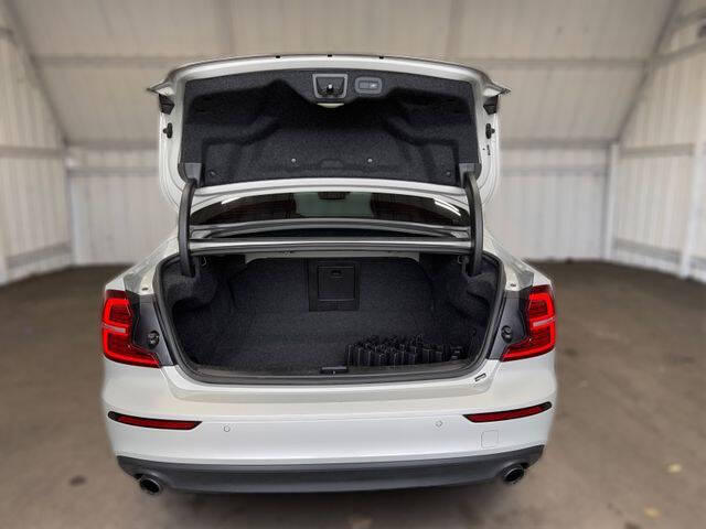 2020 Volvo S60 T5 Momentum