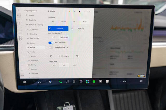 2022 Tesla Model X 37