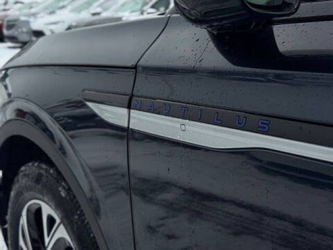 2024 Lincoln Nautilus Hybrid Premiere