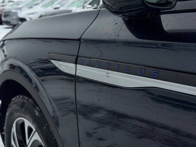 2024 Lincoln Nautilus Hybrid Premiere