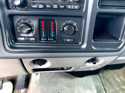 2004 Chevrolet Tahoe