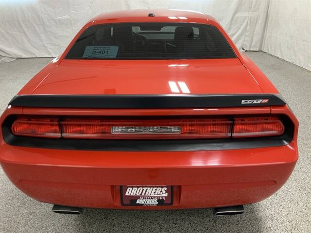 2009 Dodge Challenger SRT8