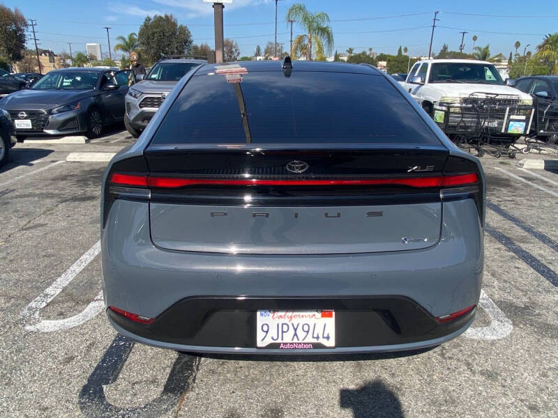 2024 Toyota Prius XLE