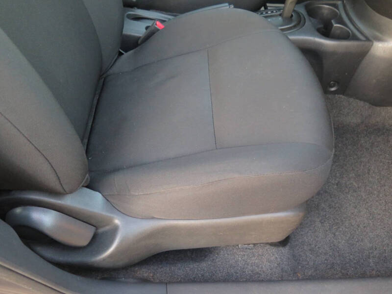 2015 Nissan Versa 1.6 S Plus