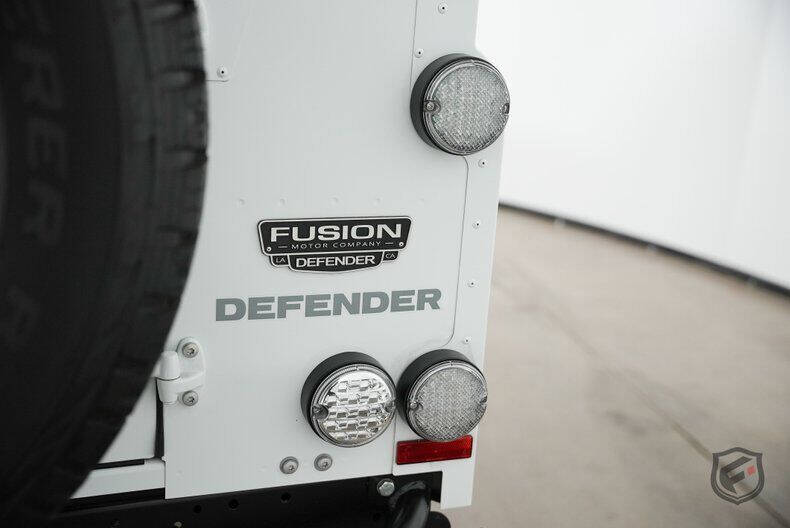 1986 Land Rover Defender