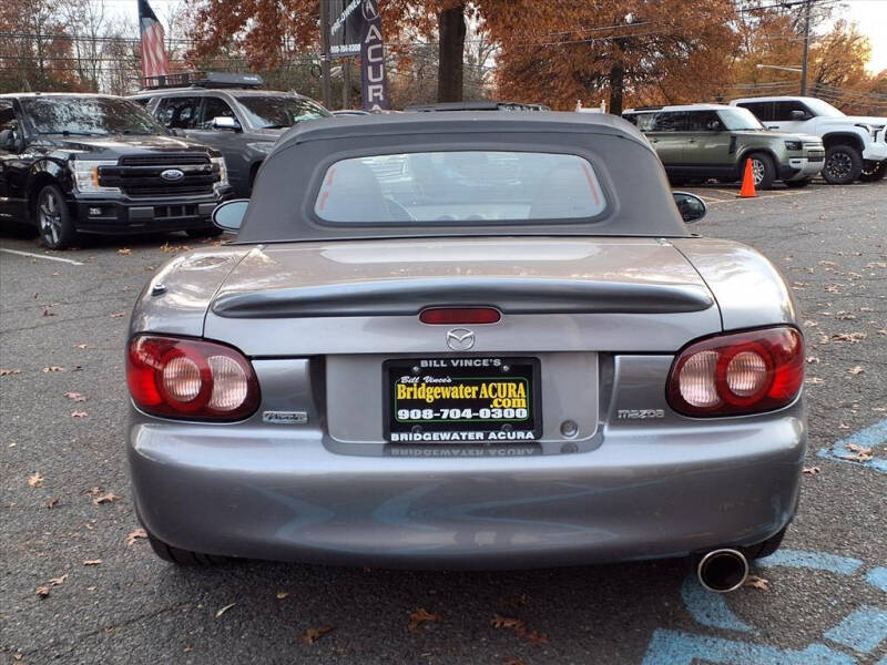2002 Mazda MX-5 Miata LS