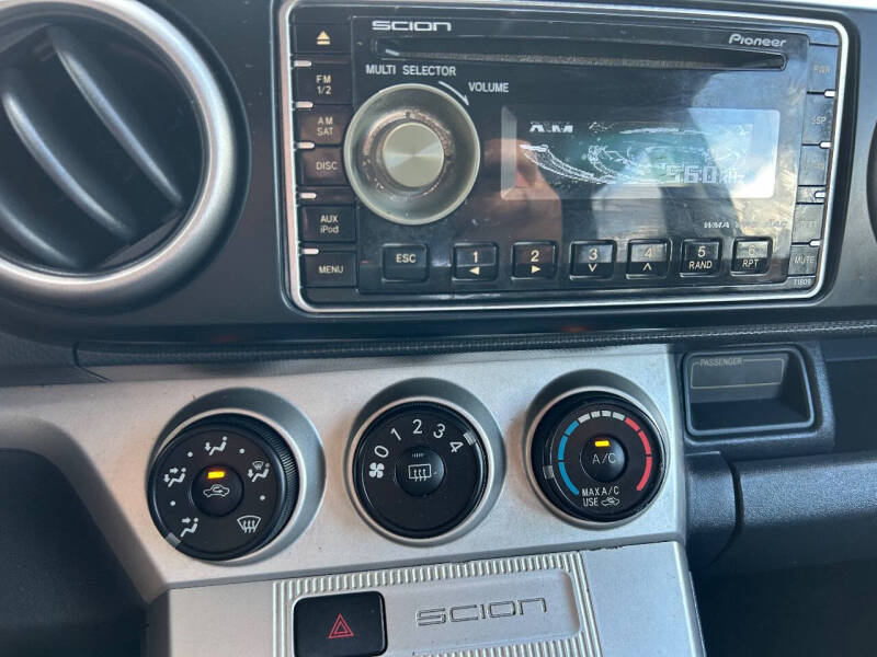 2008 Scion xB