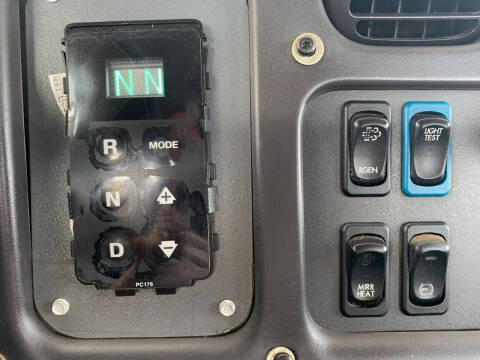 2015 Freightliner M2 106