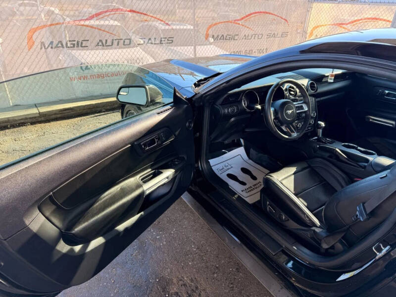 2015 Ford Mustang V6