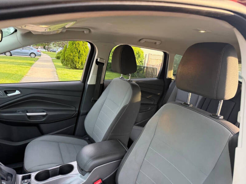 2016 Ford Escape SE