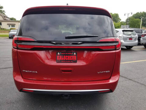 2027 Chrysler Pacifica Limited