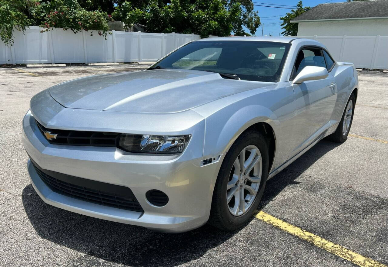2015 Chevrolet Camaro Coupe - $16,800