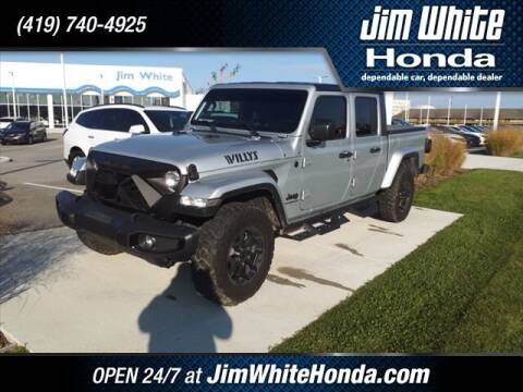 2022 Jeep Gladiator for sale at The Credit Miracle Network Team at Jim White Honda in Maumee OH