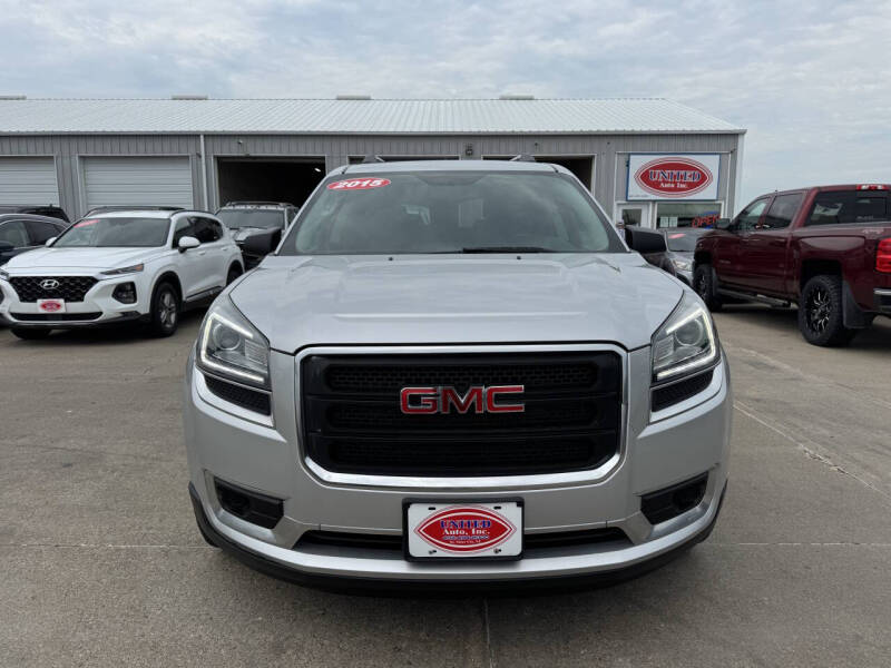 2015 GMC Acadia SLE-2