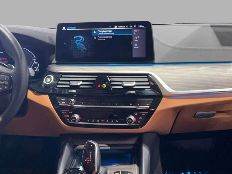 2022 BMW 5 Series 530e xDrive