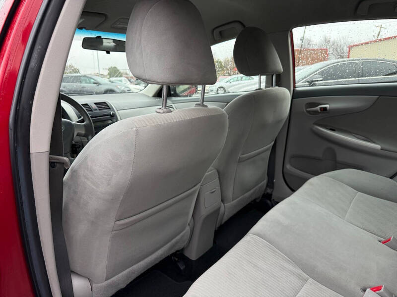 2010 Toyota Corolla LE